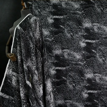 Американский бренд шелковой ткани Жоржет Модный дизайн Одежда с рисунком черного питона Материал для пошива по метру Оптом